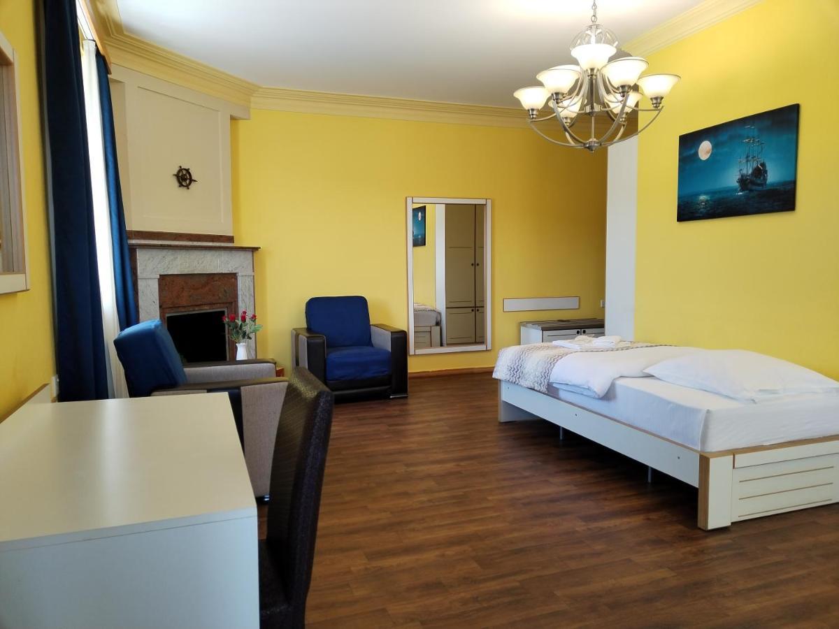 Hotel Blissdom Tbilisi Ngoại thất bức ảnh