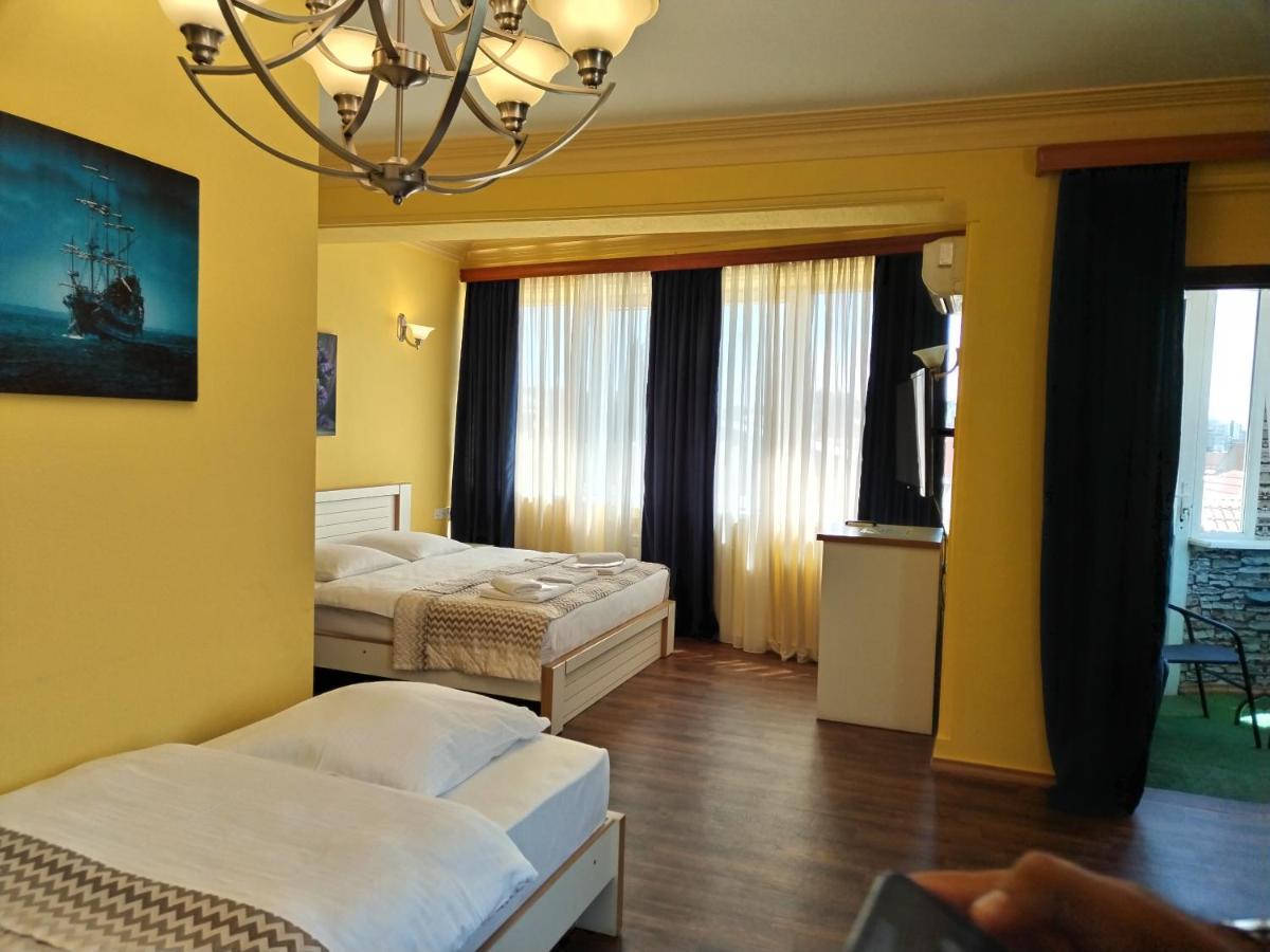 Hotel Blissdom Tbilisi Ngoại thất bức ảnh
