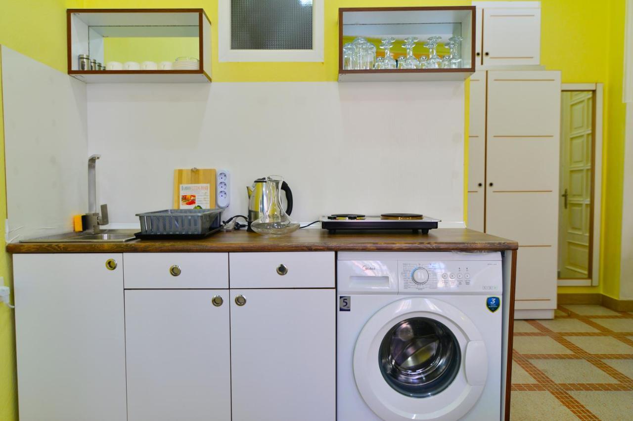 Hotel Blissdom Tbilisi Ngoại thất bức ảnh