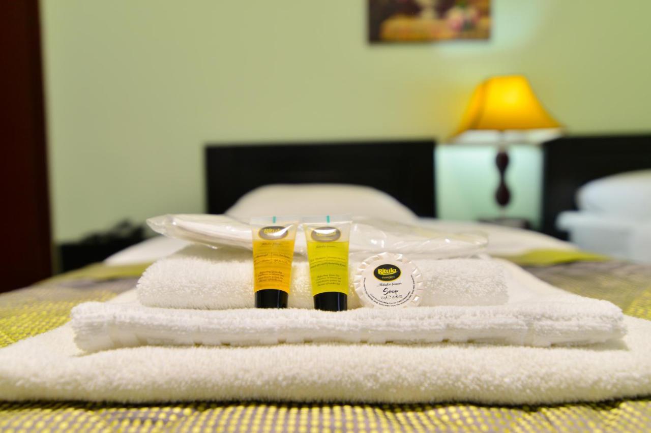Hotel Blissdom Tbilisi Ngoại thất bức ảnh