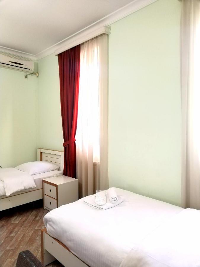 Hotel Blissdom Tbilisi Ngoại thất bức ảnh