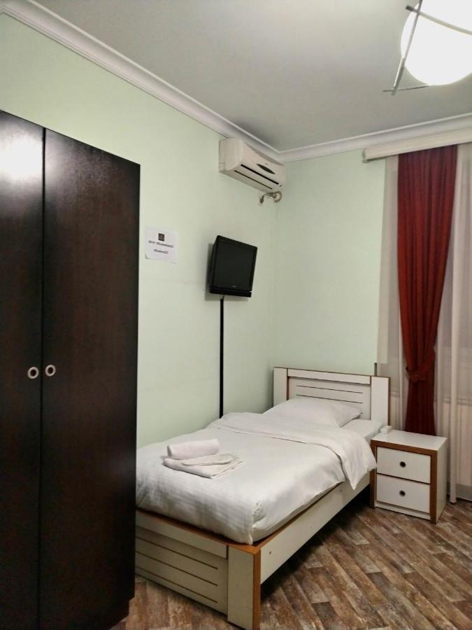Hotel Blissdom Tbilisi Ngoại thất bức ảnh