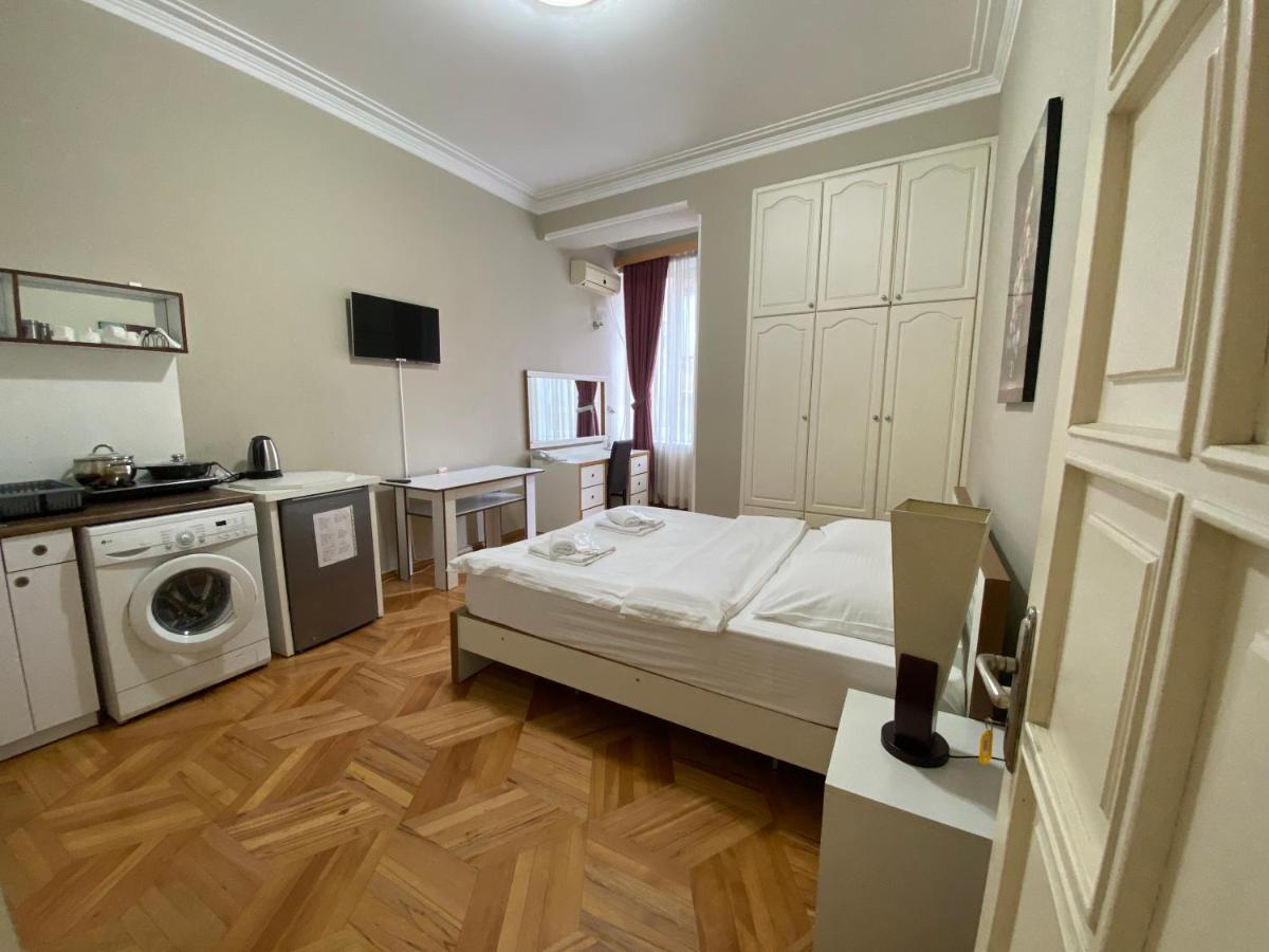 Hotel Blissdom Tbilisi Ngoại thất bức ảnh